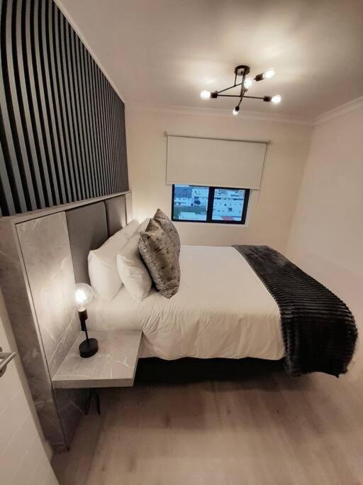 Apartment Modern 2 Bedroom In Chapel Towers - Beautiful Table Mountain View Cape Town